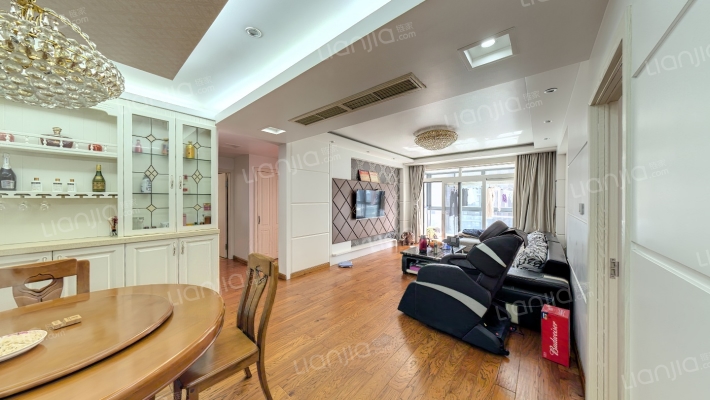 育英左岸铭苑二手房实景图