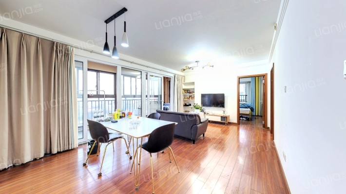 万科悦声名苑二手房实景图