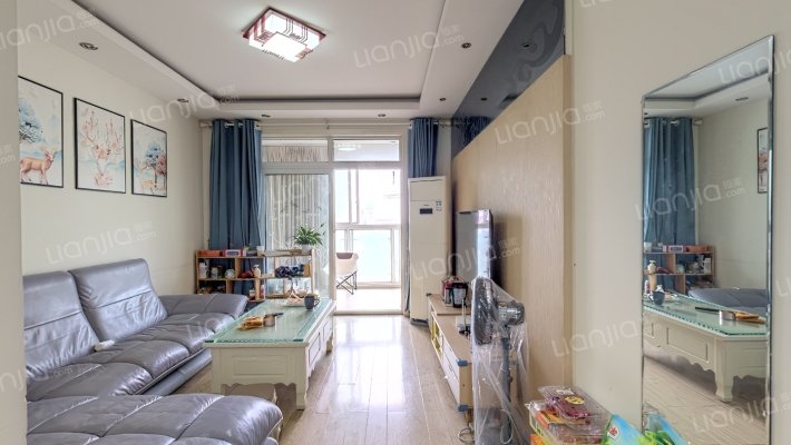 爱丁郡院二手房实景图