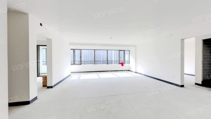 远洋万和樾园二手房实景图