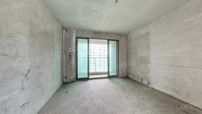 丰泰旗山绿洲二手房实景图