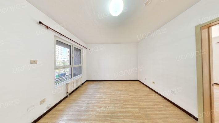 五一阳光锦园二手房实景图