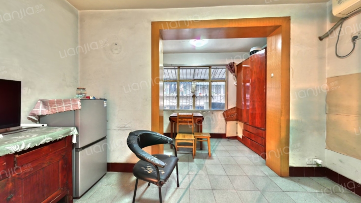 均隆街70号二手房实景图