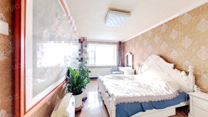 前进住宅小区二手房实景图