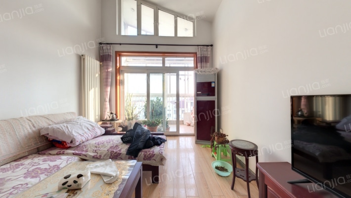 百通依山小居二手房实景图