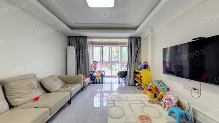 滨浦新苑三村二手房实景图