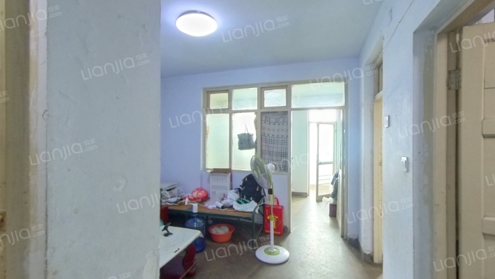 31中家属院二手房实景图