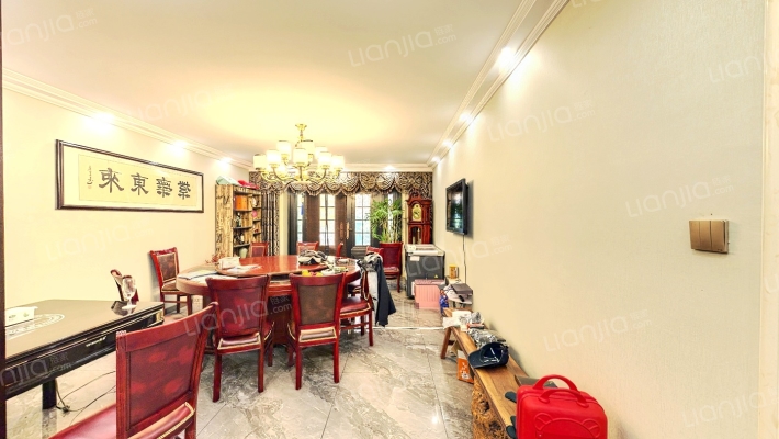 名贵山庄华秋园二手房实景图