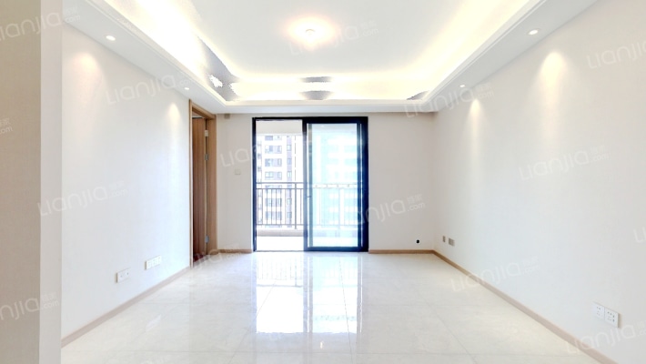 铂翠天第二手房实景图