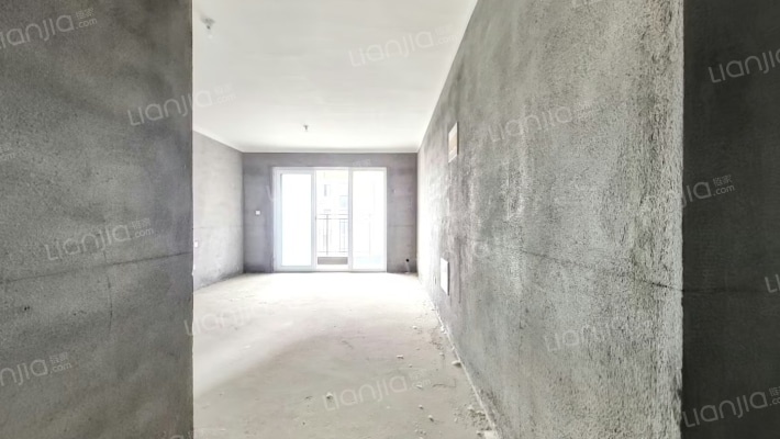 淮阳鑫皇·藏珑名苑二手房实景图