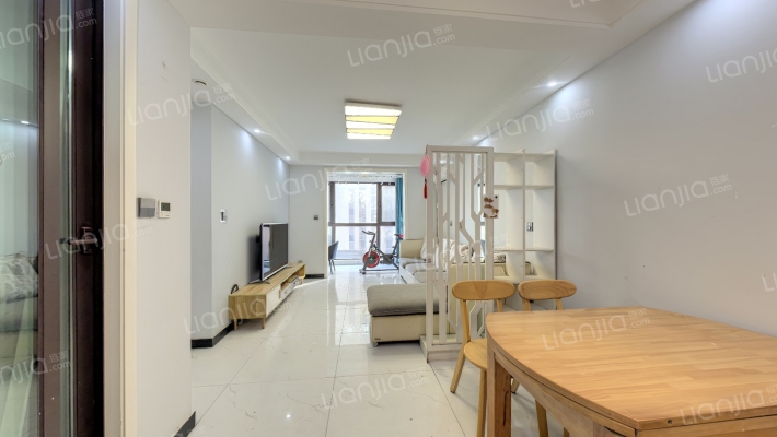 绿都紫荆华庭晴园二手房实景图