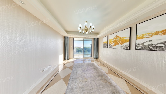 滨江铂金海岸二手房实景图