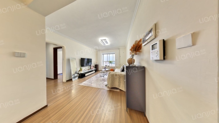 和泰锦苑二手房实景图