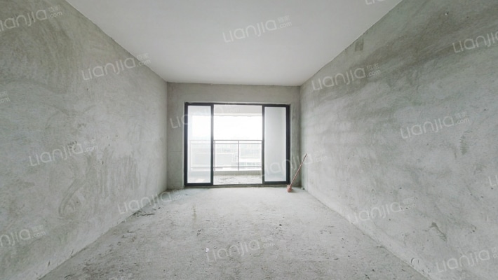 欧雅豪庭二手房实景图