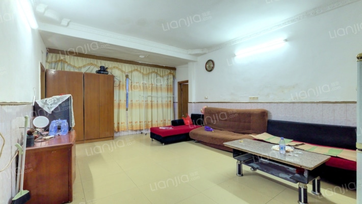 梁围大街二手房实景图