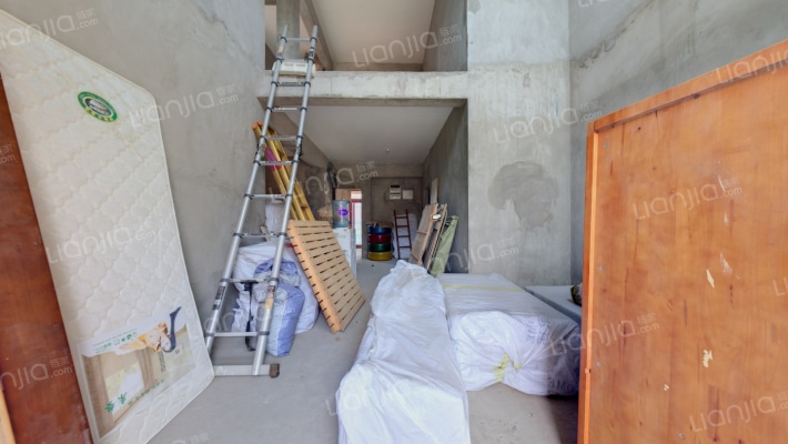 东方剑桥柔波里二手房实景图