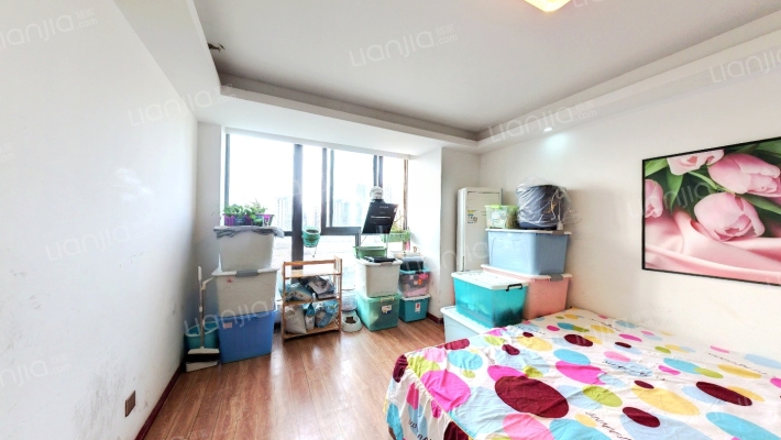 和泓四季E区二手房实景图