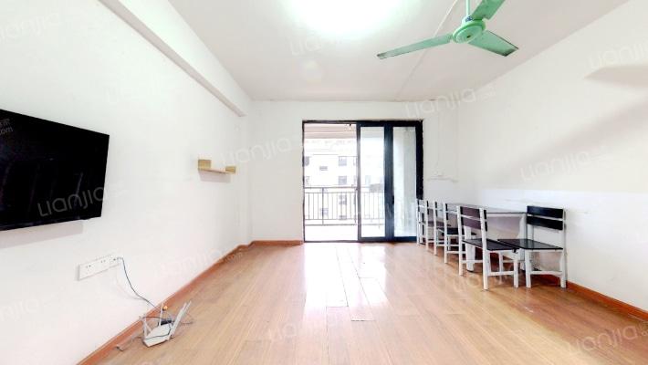 菊海雅苑二手房实景图