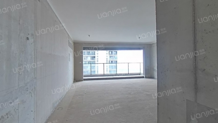 昌建外滩壹号二手房实景图