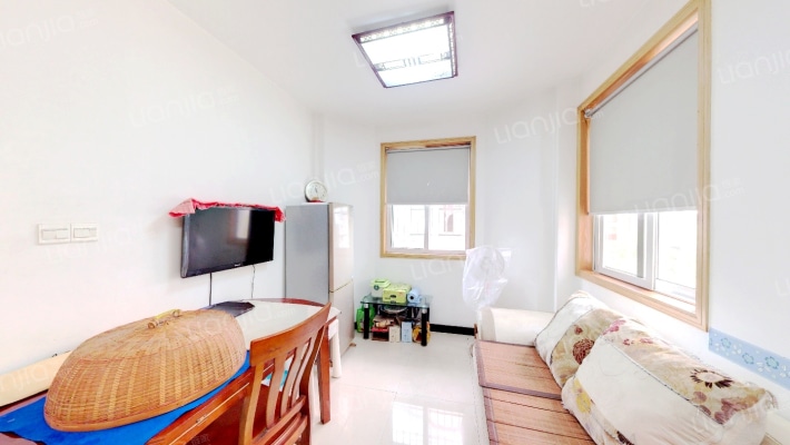 鲍家耷小区二手房实景图