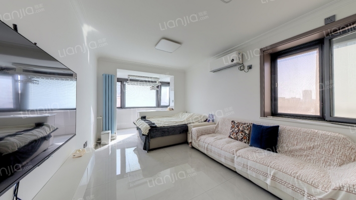 交大东路40号院二手房实景图