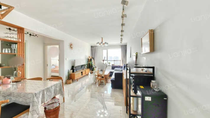 金地檀悦二手房实景图