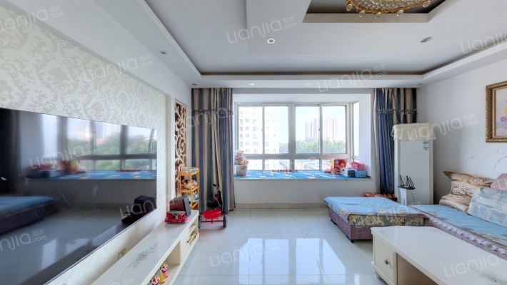 名仕园小区二手房实景图