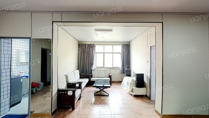 市科委家属院二手房实景图