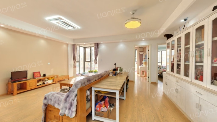 嘉宝花园三期二手房实景图