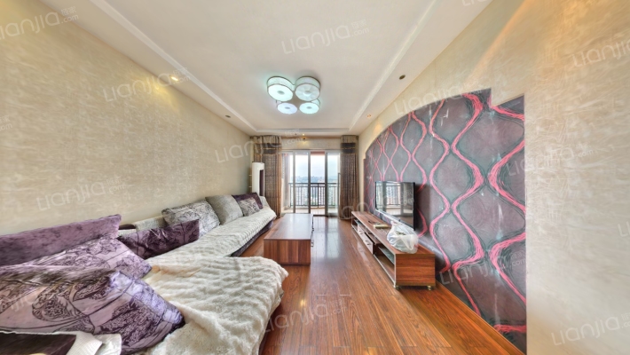 艾德公馆二手房实景图