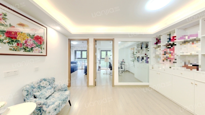 中辰优唐广场二手房实景图