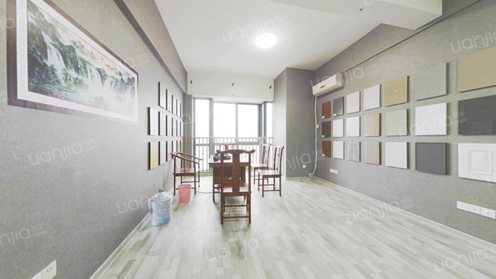 花山美居二手房实景图