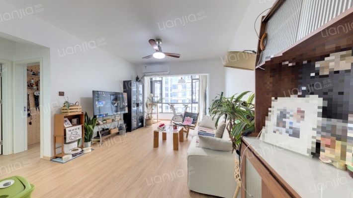 南国嘉园二手房实景图