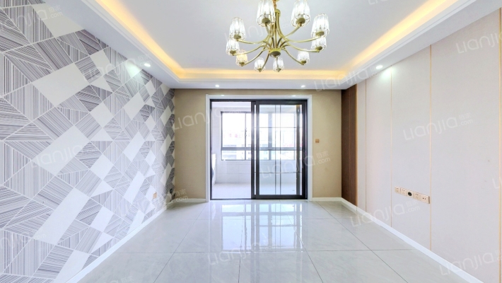 美华公馆二手房实景图