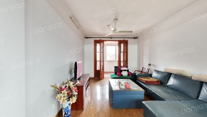 百合春天二手房实景图