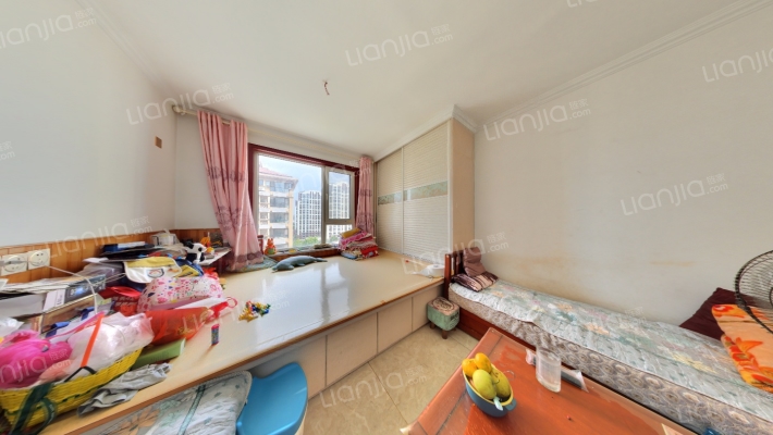 山水新城三期B区二手房实景图