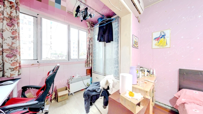 西朱新村二手房实景图