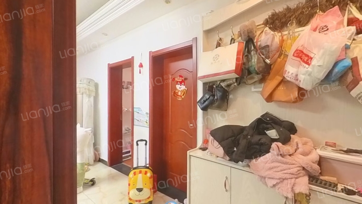 华庭郡府二手房实景图