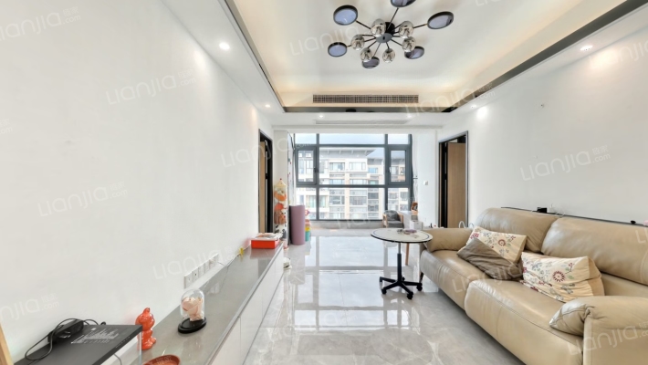 花曼丽舍二手房实景图