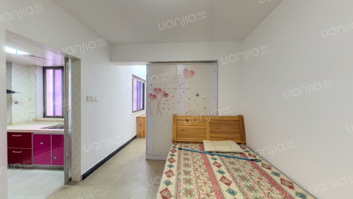 麓江春二手房实景图