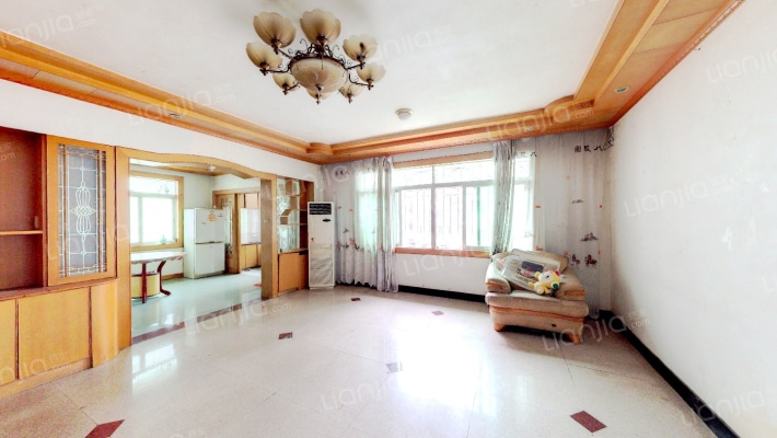 宝杭花园二手房实景图