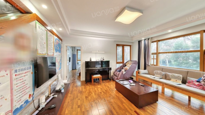 天泓山庄丽山苑二手房实景图