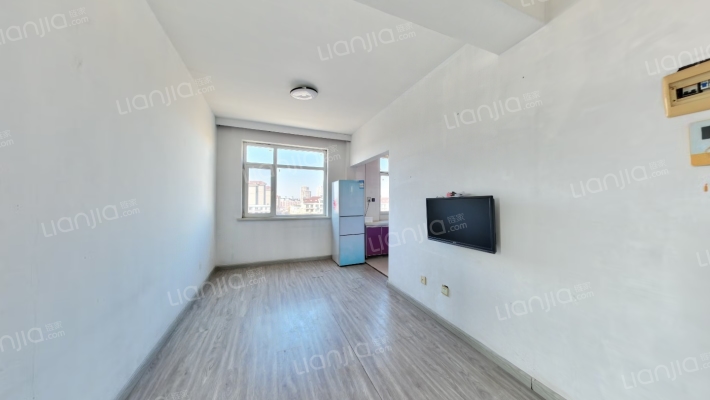 嵩森平安里二手房实景图