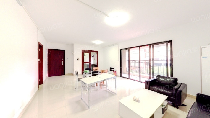 绿地香颂公馆二手房实景图