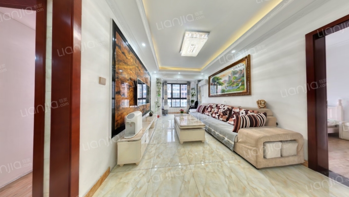 邦泰华府公馆二手房实景图