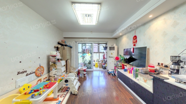 万科城二手房实景图