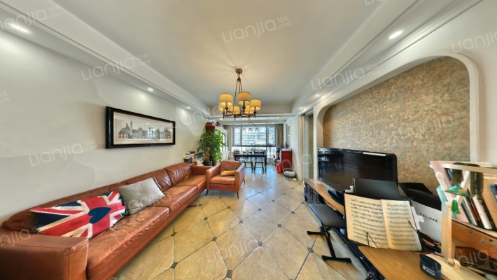 东润枫华二手房实景图