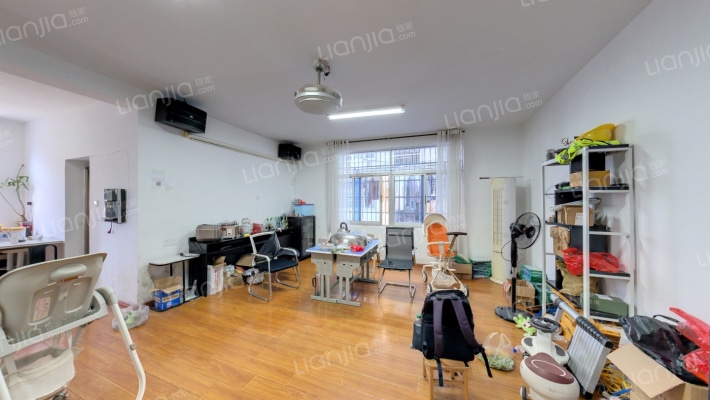 胜利路92号二手房实景图