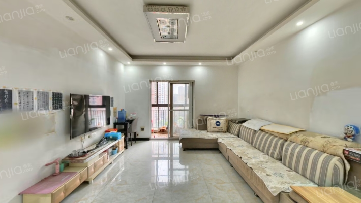 鼎鑫摩卡小镇二手房实景图