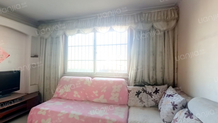 迎宾公寓二手房实景图